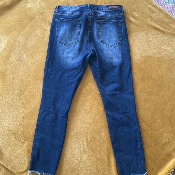 Articles of society raw hem ripped jeans size 31 - Picture 4 of 5